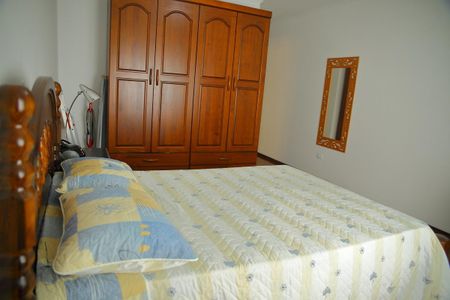 Casa à venda com 211m², 3 quartos e 3 vagasSuíte 2 
