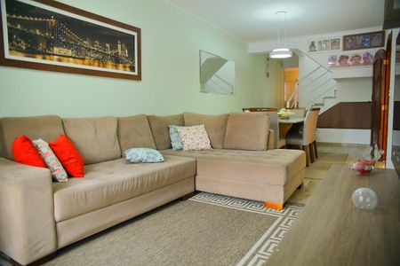 Casa à venda com 211m², 3 quartos e 3 vagasSala