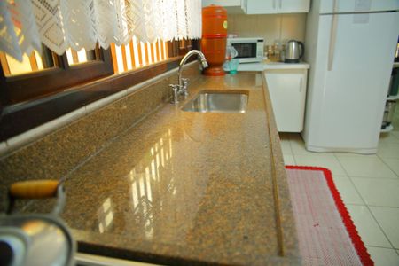 Casa à venda com 211m², 3 quartos e 3 vagasCozinha 
