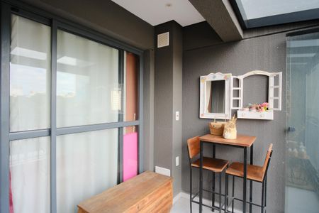 Varanda de kitnet/studio à venda com 1 quarto, 31m² em Vila Esperança, São Paulo