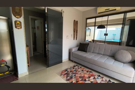 Apartamento à venda com 208m², 2 quartos e 2 vagas Apartamento à venda com 208m², 2 quartos e 2 vagasHall da Cobertura