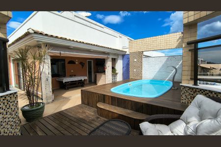 Apartamento à venda com 208m², 2 quartos e 2 vagasCobertura 