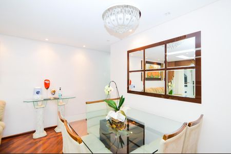 Apartamento à venda com 86m², 2 quartos e 2 vagasSala