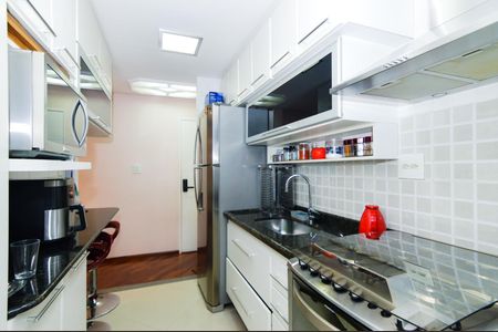 Apartamento à venda com 86m², 2 quartos e 2 vagasCozinha
