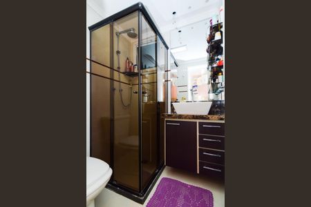 Apartamento à venda com 86m², 2 quartos e 2 vagasBanheiro da Suíte