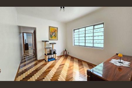 Casa à venda com 3 quartos, 160m² em Jardim Peri Peri, São Paulo
