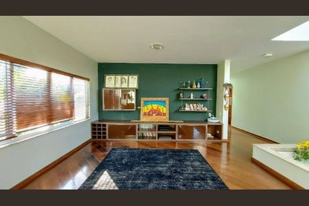 Casa à venda com 4 quartos, 426m² em Parque dos Principes, São Paulo