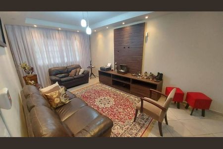 Casa à venda com 3 quartos, 150m² em Jardim Ester, São Paulo