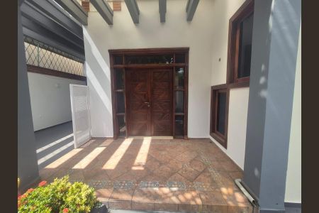 Casa à venda com 4 quartos, 530m² em Jardim Paulista, São Paulo