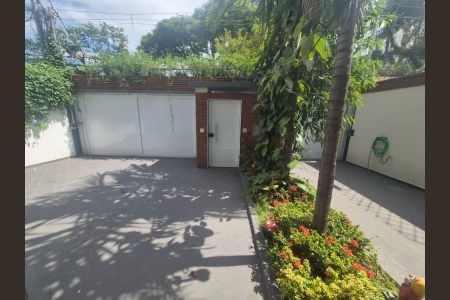 Casa à venda com 4 quartos, 530m² em Jardim Paulista, São Paulo
