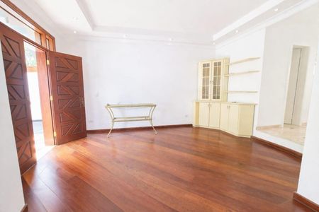 Casa à venda com 4 quartos, 530m² em Jardim Paulista, São Paulo