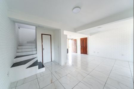 Sala de casa de condomínio para alugar com 2 quartos, 120m² em São Lucas, Viamão