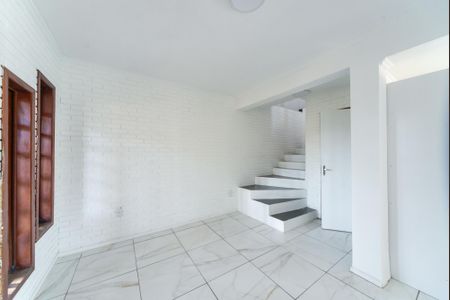 Sala de casa de condomínio para alugar com 2 quartos, 120m² em São Lucas, Viamão