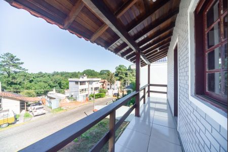 Casa de condomínio para alugar com 120m², 2 quartos e 2 vagasVaranda