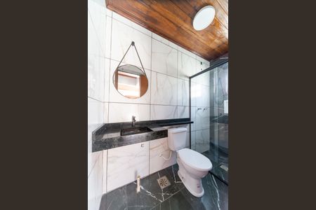 Casa de condomínio para alugar com 120m², 2 quartos e 2 vagasBanheiro