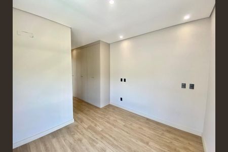 Casa à venda com 3 quartos, 238m² em Gramadão, Jundiaí