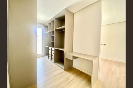 Casa à venda com 3 quartos, 238m² em Gramadão, Jundiaí