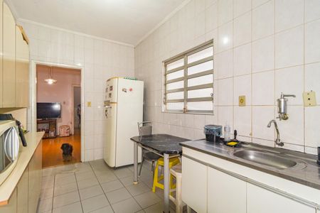 Casa à venda com 100m², 2 quartos e 2 vagasCozinha