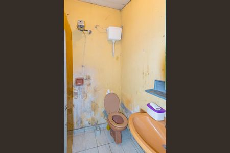 Casa à venda com 100m², 2 quartos e 2 vagasBanheiro - Área de Serviço