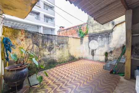 Casa à venda com 100m², 2 quartos e 2 vagasQuintal