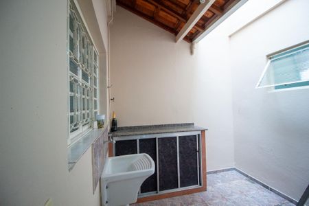 Casa para alugar com 220m², 3 quartos e 3 vagas Casa para alugar com 220m², 3 quartos e 3 vagasÁrea de Serviço