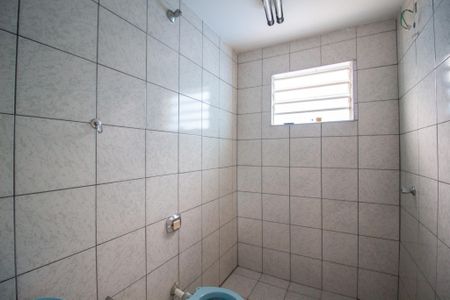 Casa para alugar com 220m², 3 quartos e 3 vagas Casa para alugar com 220m², 3 quartos e 3 vagasBanheiro de serviço