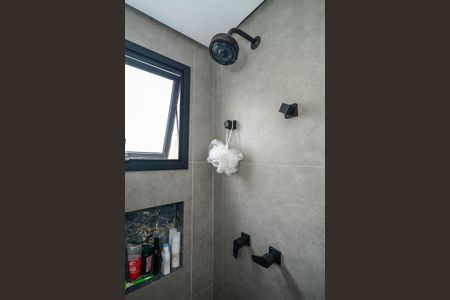 Apartamento à venda com 77m², 1 quarto e 2 vagasChuveiro da Suíte