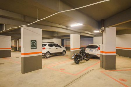 Apartamento à venda com 77m², 1 quarto e 2 vagasEstacionamento