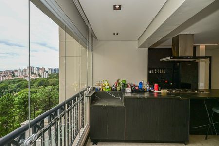 Apartamento à venda com 77m², 1 quarto e 2 vagasVaranda