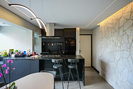 Apartamento à venda com 77m², 1 quarto e 2 vagasCozinha