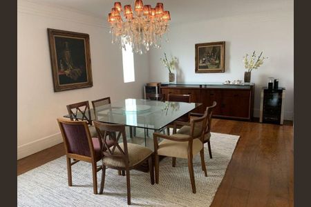 Casa à venda com 4 quartos, 480m² em Jardim Guedala, São Paulo