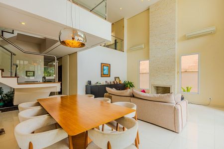Casa à venda com 3 quartos, 338m² em Colinas da Anhanguera, Santana de Parnaíba