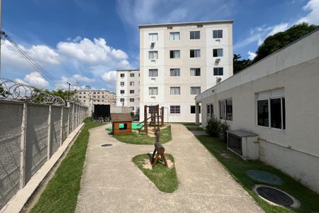 Apartamento para alugar com 45m², 2 quartos e 1 vaga Apartamento para alugar com 45m², 2 quartos e 1 vagaÁrea comum - Playground
