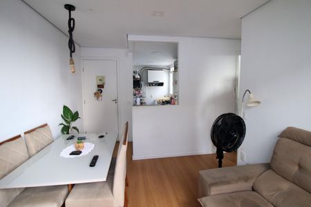 Apartamento para alugar com 45m², 2 quartos e 1 vagaSala