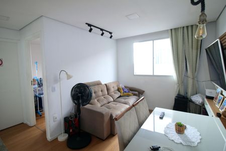 Apartamento para alugar com 45m², 2 quartos e 1 vagaSala