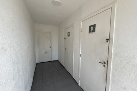 Apartamento para alugar com 45m², 2 quartos e 1 vaga Apartamento para alugar com 45m², 2 quartos e 1 vagaÁrea comum - Salão de festas