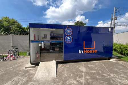 Apartamento para alugar com 45m², 2 quartos e 1 vaga Apartamento para alugar com 45m², 2 quartos e 1 vagaÁrea comum - Mercadinho