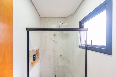 Banheiro  de apartamento à venda com 2 quartos, 59m² em Vila Humaita, Santo André