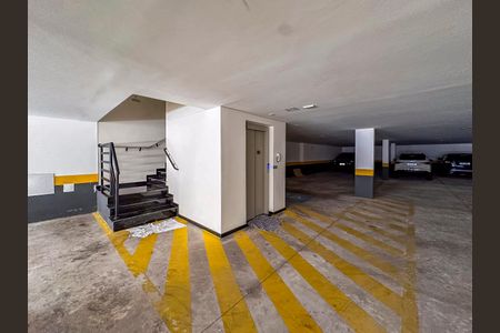 Apartamento à venda com 59m², 2 quartos e 1 vagaElevador e Acesso