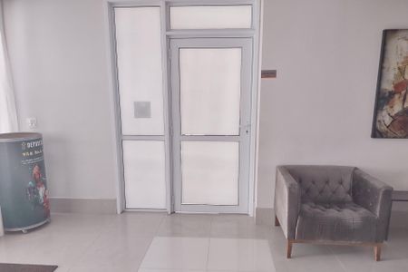 Apartamento à venda com 70m², 2 quartos e 1 vagaHall social