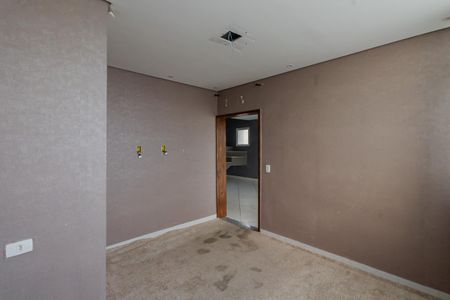 Casa de condomínio para alugar com 250m², 4 quartos e 3 vagasSala