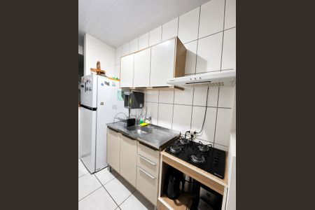 Casa à venda com 45m², 2 quartos e 2 vagas Casa à venda com 45m², 2 quartos e 2 vagasCozinha