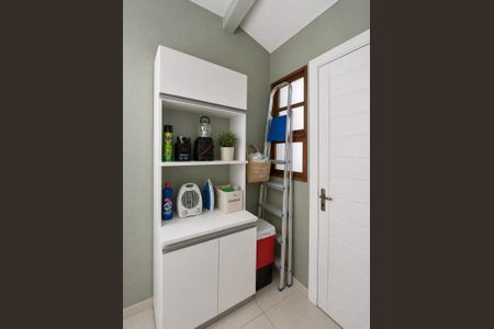 Área de serviço de casa à venda com 2 quartos, 45m² em Olaria, Canoas