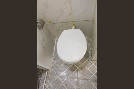 Apartamento para alugar com 100m², 2 quartos e sem vagaBanheiro social