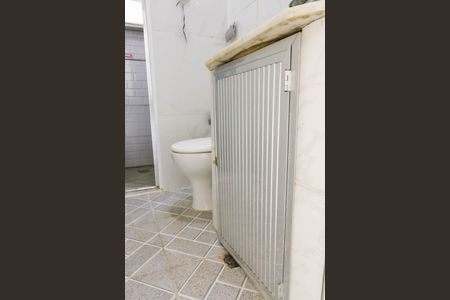 Apartamento para alugar com 100m², 2 quartos e sem vagaBanheiro social
