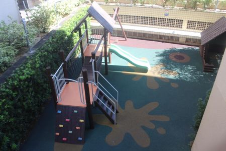 Apartamento à venda com 175m², 4 quartos e 4 vagasÁrea comum - Playground