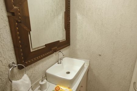 Apartamento à venda com 175m², 4 quartos e 4 vagas Apartamento à venda com 175m², 4 quartos e 4 vagasLavabo