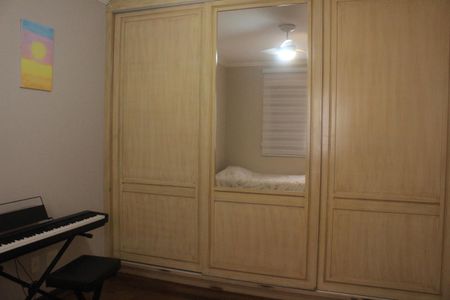 Apartamento à venda com 175m², 4 quartos e 4 vagasQuarto 2