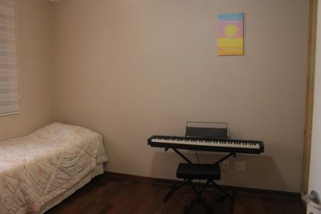 Apartamento à venda com 175m², 4 quartos e 4 vagasQuarto 2