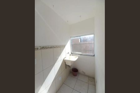 Lavanderia de apartamento para alugar com 2 quartos, 53m² em Caieiras, Vespasiano